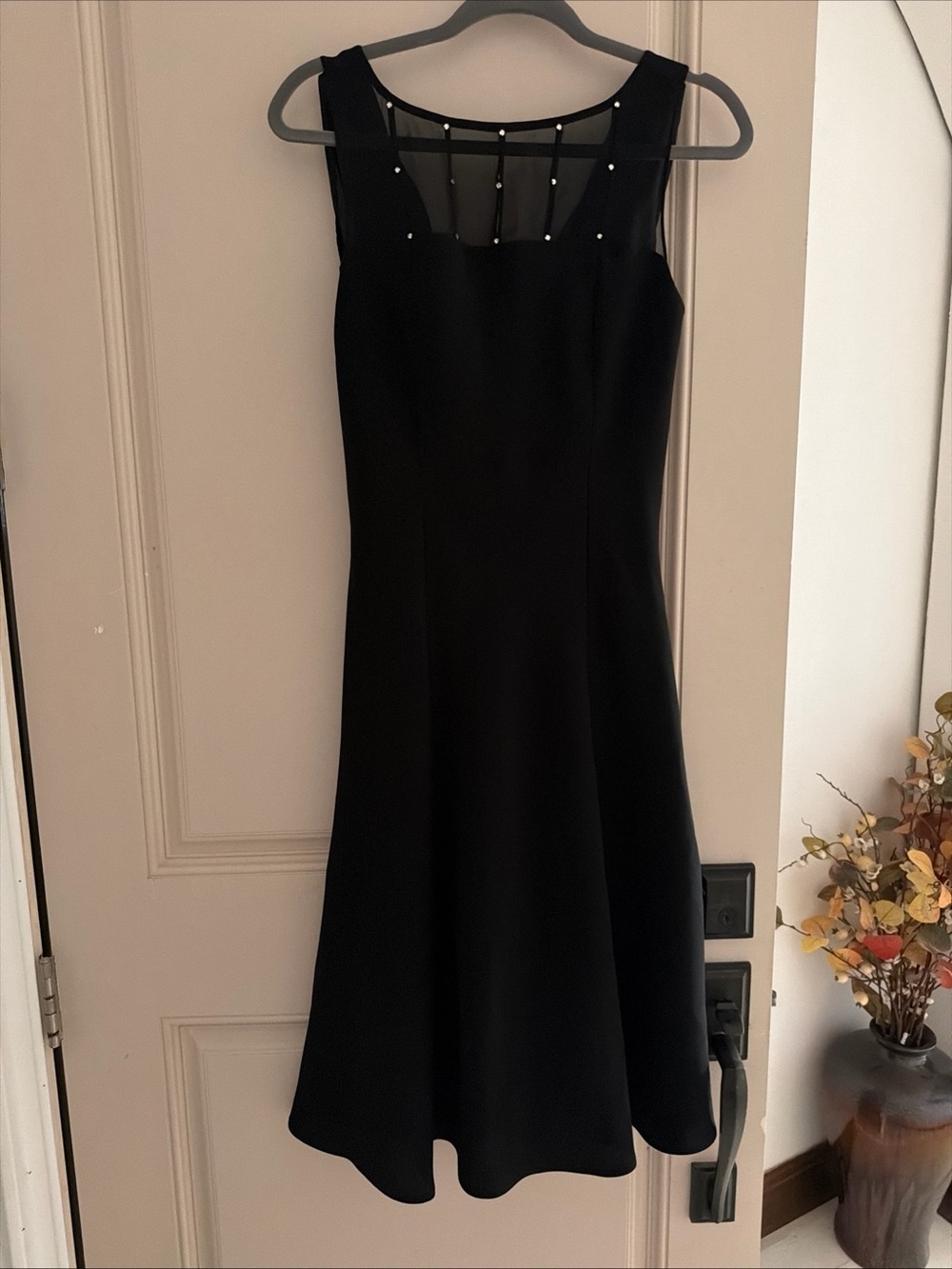 Evan Picone size 8 Elegant Black Sleeveless A-Line Dress with Sheer Beaded Yoke